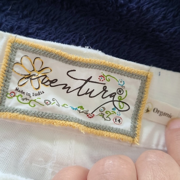 Very Flattering Aventura Size 14 Jeans - Picture 3 of 11